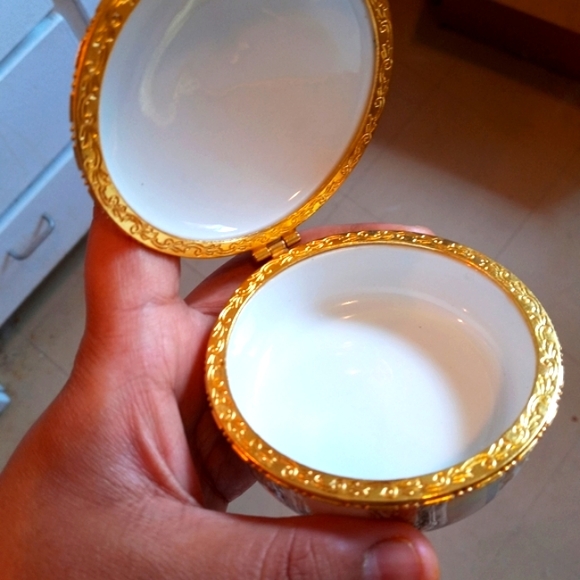 Little trinket box - Picture 2 of 11